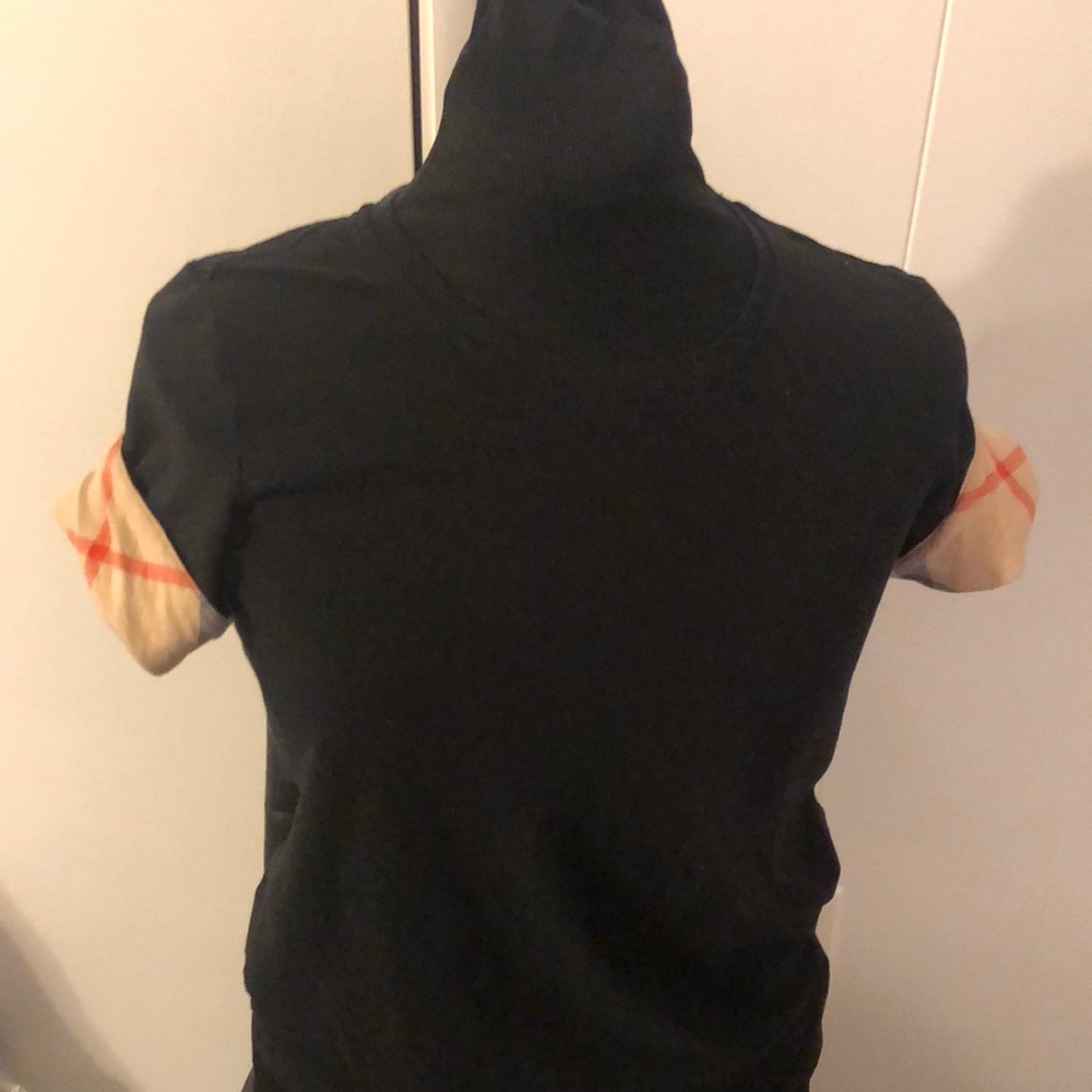 Women’s Burberry shirt